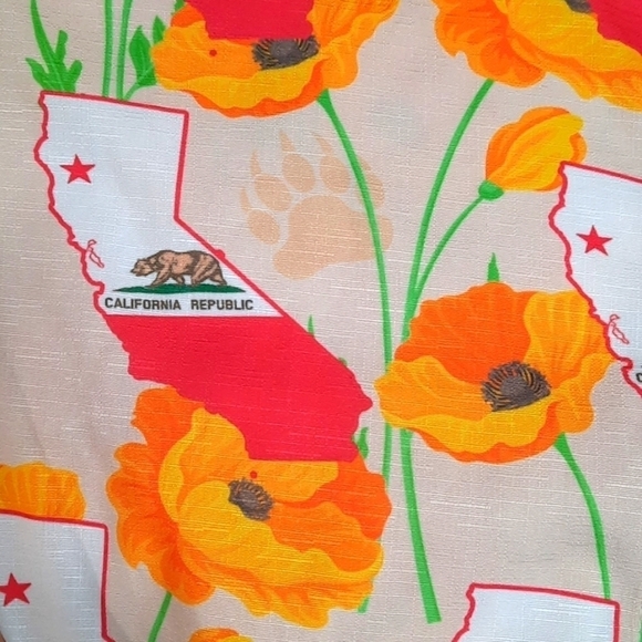California State Boutique Button Up - Picture 3 of 7